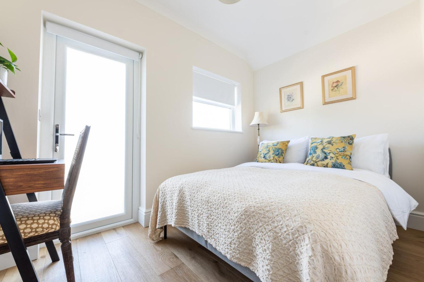 Charming Elegance At The Pontcanna Pearl - Prime Location With Comfort And Style Cardiff Extérieur photo